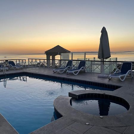 Suite 69 Hurghada Bagian luar foto